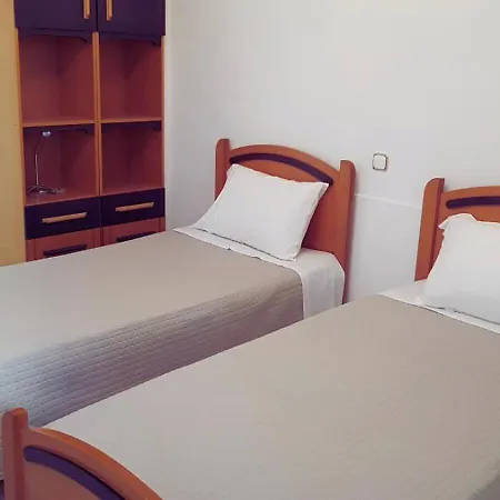 Lägenhet Family Vacation Gjirokastër